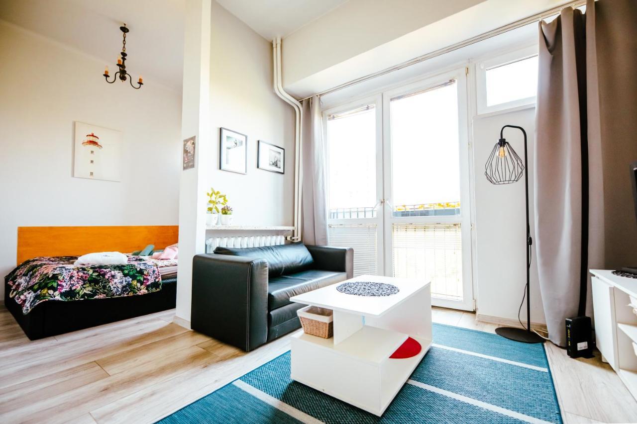 6th Floor Modern With French Balcony And Views Apartment Warsaw